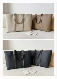 Picture of Valentino Handbags _SKUfw211203984fw